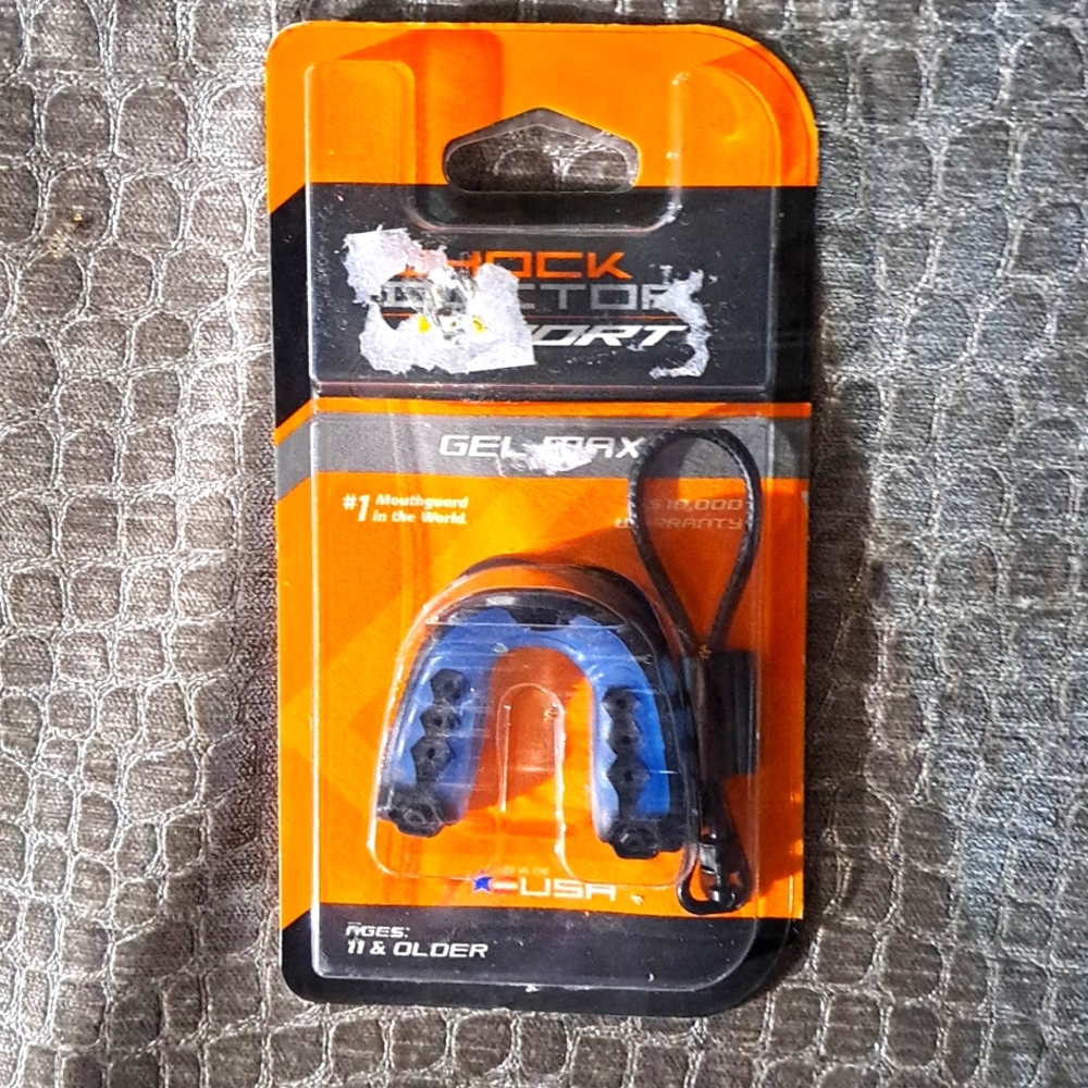 Shock doctor sport adult gel max mouth guard nwt